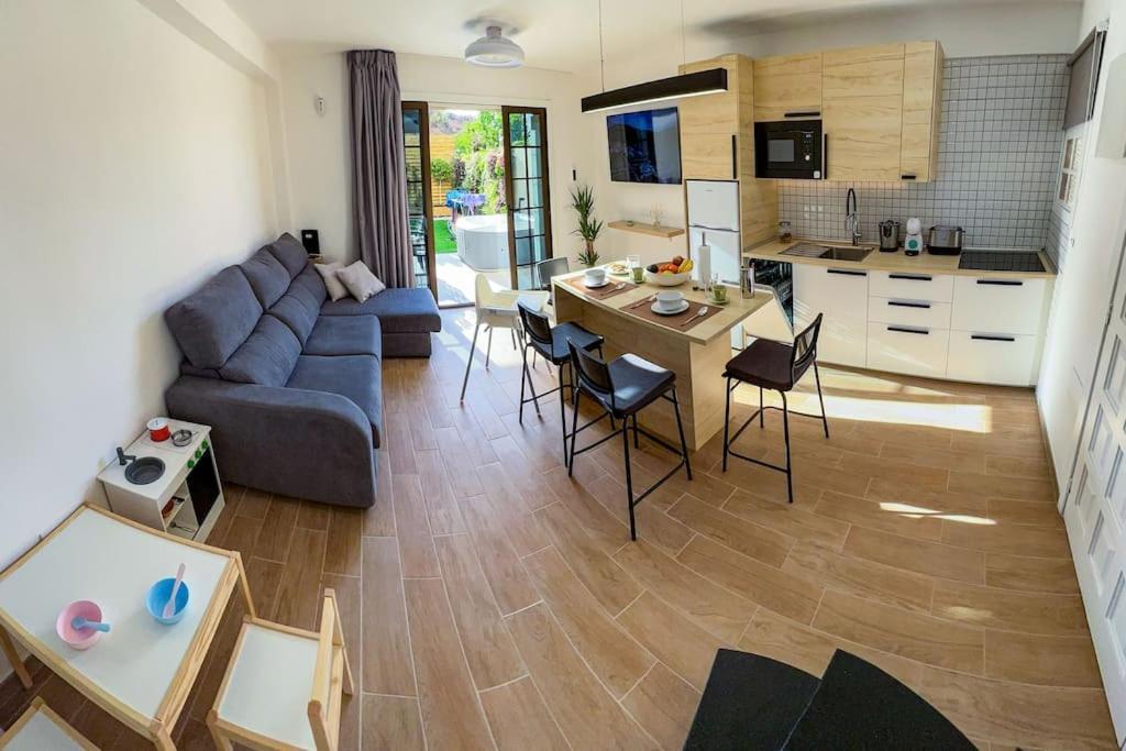 Relaxing Garden Los Cristianos Con Jacuzzi Y Barbacoa Arona  Luaran gambar